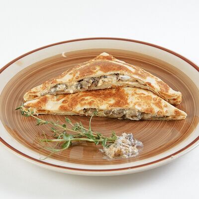 Блин с грибным жюльеном и сыром в Гуленьки & Блинотека по цене 469 ₽