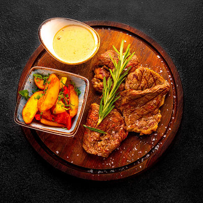 Спагетти из говядины в Сhef Арбат по цене 4300 ₽