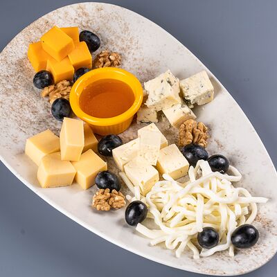 Сырное ассорти в MARMARIS RESTAURANT по цене 1890 ₽