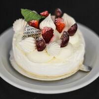 Пирожное Павлова в Bon Bon