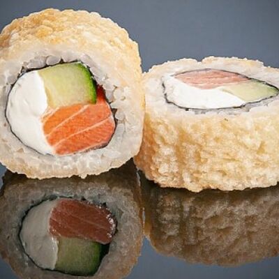 Горячий ролл Сикай темпура в СУШИТУТ по цене 510 ₽