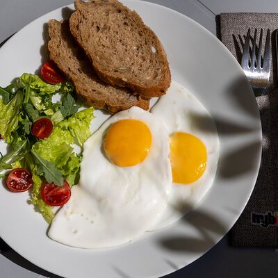 Яичница глазунья в Mybion по цене 220 ₽