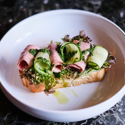 Бутерброд с мортаделлой в Nuahule по цене 17 р.