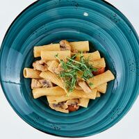 Спагетти в соусе том ям в Невидалия