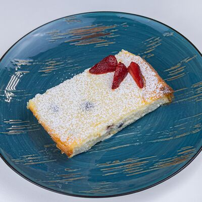 Запеканка творожная в Тарелка по цене 158 ₽