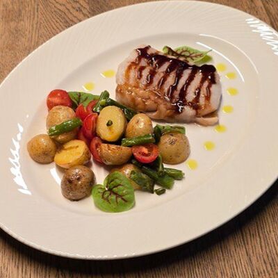 Филе трески с овощами в Море Есть по цене 810 ₽