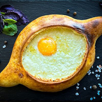 Хачапури Аджарский в Батя Мангал по цене 850 ₽