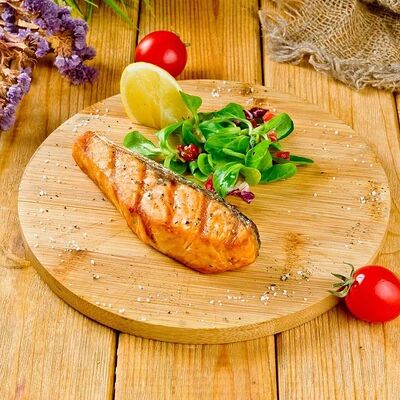 Стейк из лосося в Белый Аист по цене 920 ₽