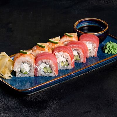 Ролл Дуэт креветки и тунца в Сие Паста по цене 900 ₽