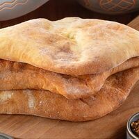 Лепешка из печи с кахетинским маслом в Люля любя