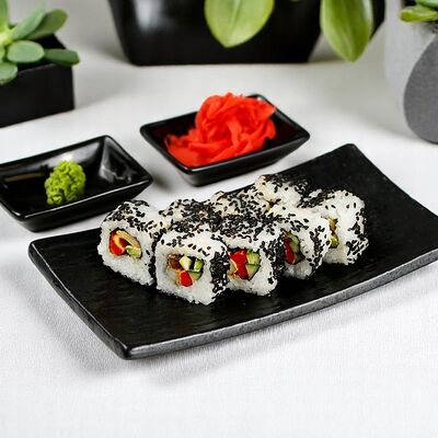 Ролл Овощной в Окинава Гурмэ по цене 499 ₽