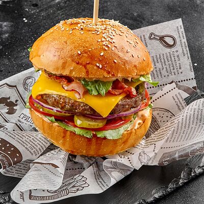 Бургер Паб с говяжьей котлетой в Британника Север по цене 795 ₽