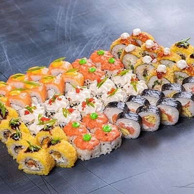 Сет Хюгге в SushiDays по цене 2049 ₽