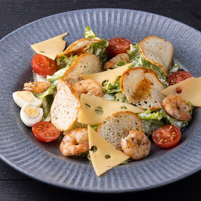 Цезарь с креветками в Изба по цене 929 ₽