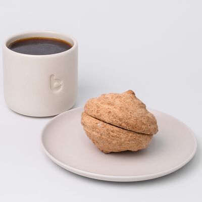 Фильтр и миндальное печенье в Balance coffee по цене 400 ₽