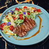 Стейк-салат из молодой телятины под соусом вителло в Level kitchenbar по цене 690