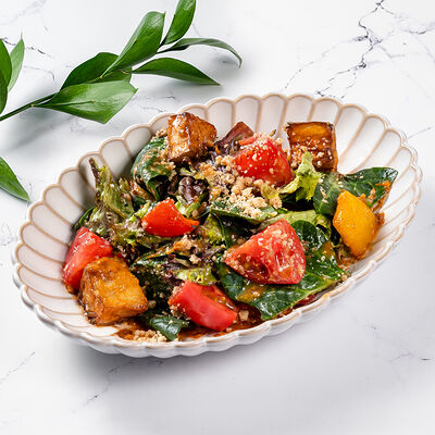 Тёплый баклажан и сладкие томаты в Ресторан Батони по цене 660 ₽