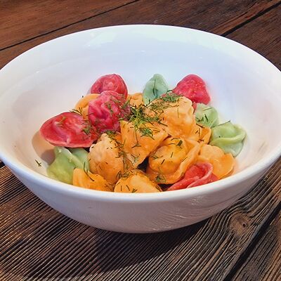 Вареные из индейки Светофор в Пельмэн по цене 435 ₽