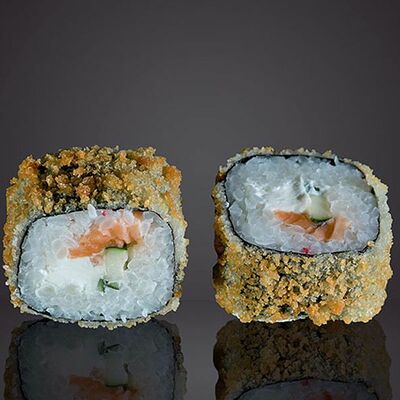 Жареный с лососем в Суши ЭДО по цене 850 ₽