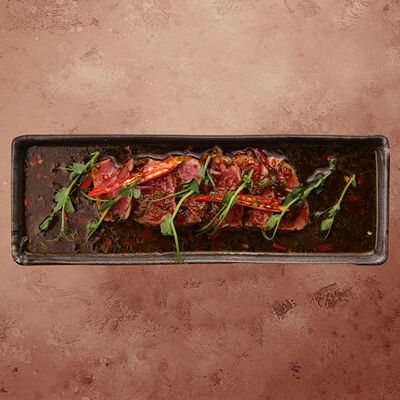 Татаки из тунца в The Pivo по цене 350 ₽