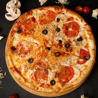 Ветчина-грибыв Antica pizzeria по цене 799 ₽