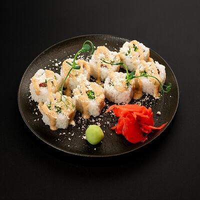 Ролл Цезарь в Oji по цене 460 ₽