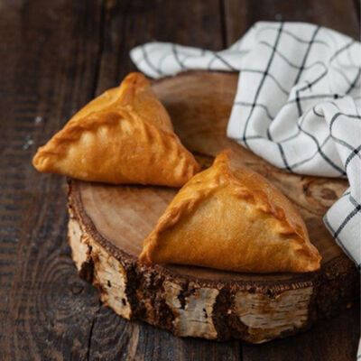 Треугольник с говядиной в Дом хлеба по цене 175 ₽