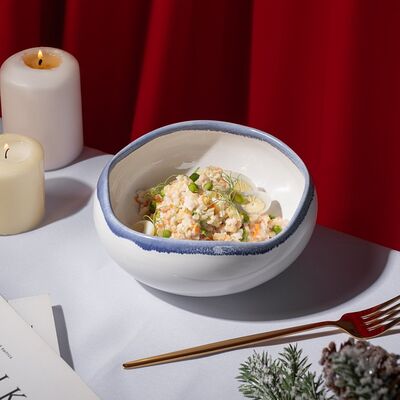 Оливье с копченой грудкой и соусом айоли в Гамарджоба по цене 470 ₽