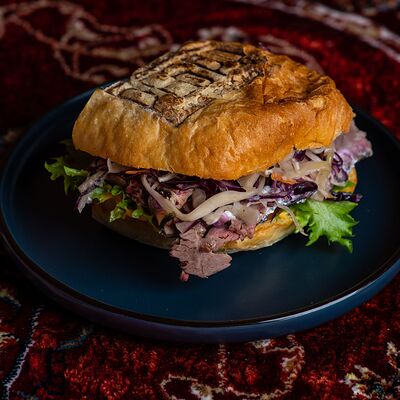 Сэндвич с брискектом в Ребра по цене 900 ₽