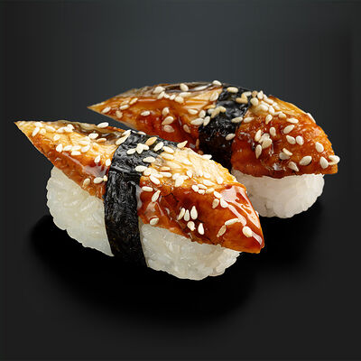 Суши угорь в Ricers по цене 360 ₽