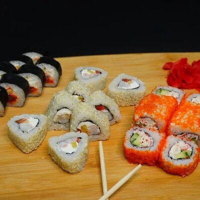 Сет №6 в Yo! Sushi по цене 1600 ₽