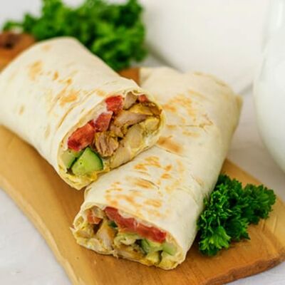 Шаурма Гавайскаяв КИНГ по цене 440 ₽