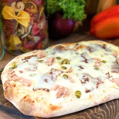 Новинка! Вителло тоннато XL в Pizza 33 cm по цене 1370 ₽