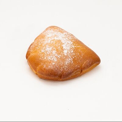 Пирожок Яблоко в Бабушкины пирожки по цене 80 ₽