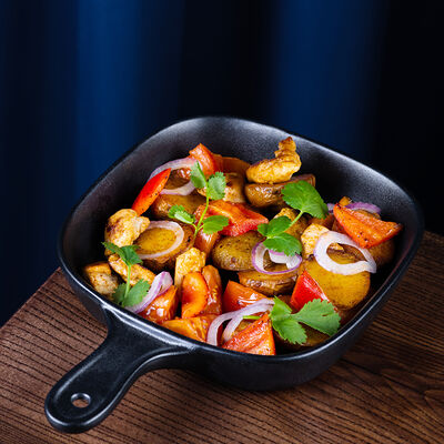 Жаркое из курицы в Pafos по цене 570 ₽