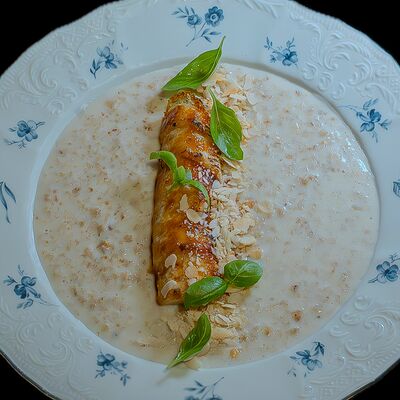 Овсяная каша с карамелизированным бананомв Кухня по цене 260 ₽