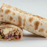 Ролл с креветкой и овощами в Тесто