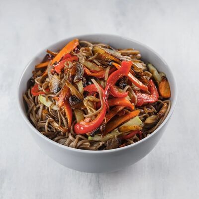 Вок Соба с овощами в Yummy yummy по цене 190 ₽