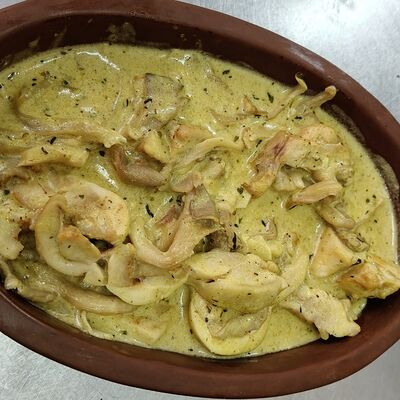 Цыпленок по-чкмерскив Мимино по цене 580 ₽