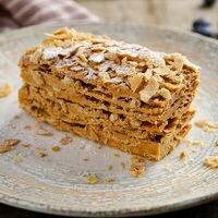 Домашний наполеон в Двор Помидор