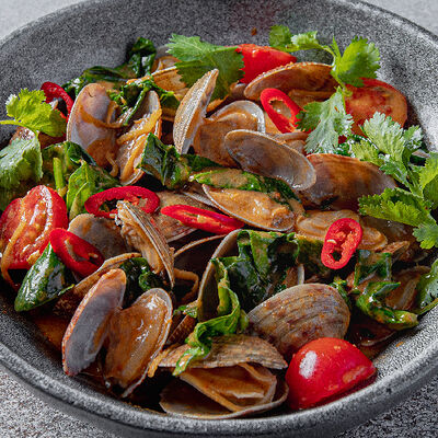 Вонголе в соусе том ям в Goodman по цене 950