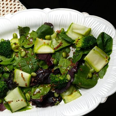 Зелёный салат в Вера Фёдоровна по цене 480 ₽