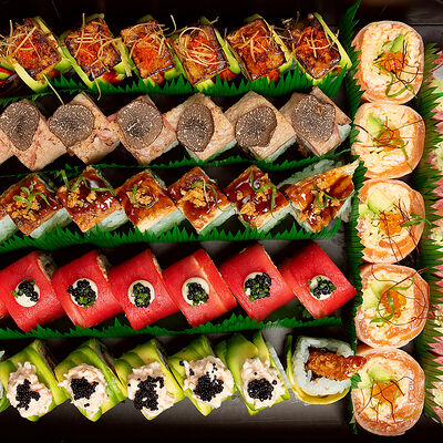 Special Set № 4 в Naomi Sushi по цене 23000 ₽