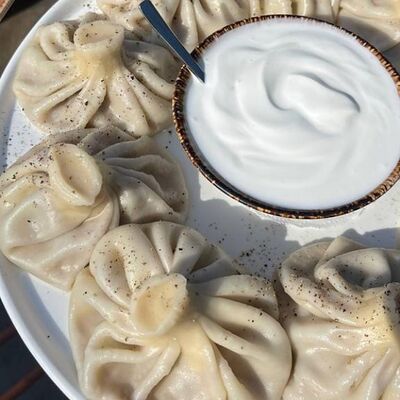 Хинкали свино-говяжьи в Маск по цене 400 ₽