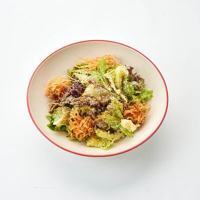 Салат Цезарь с креветками катаифи в Ketch Up по цене 945 ₽