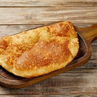 Чебурек с говядиной и свининой в Лари