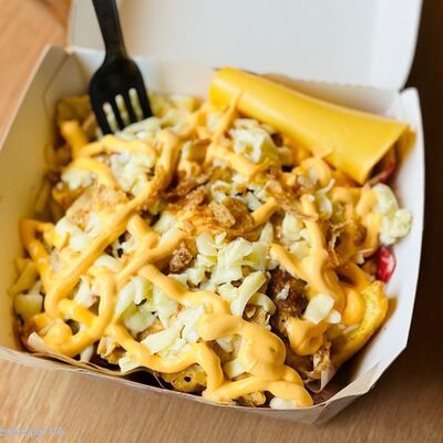 ШАМС BOX сырный в Шаверма шамс по цене 449 ₽