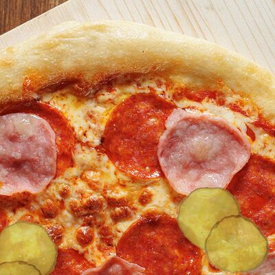 Пепперони с беконом пикантная в НЕАПОЛЬ по цене 569 ₽