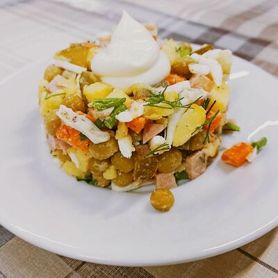 Оливье в Спутник по цене 60 ₽