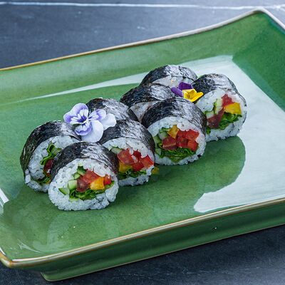 Ролл вегетарианский в Панда по цене 20 р.